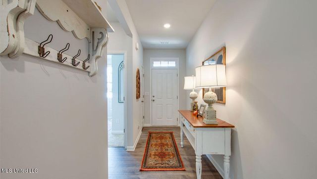 5439 Sipsey Way, Olive Branch, MS 38654