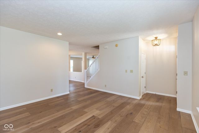 4063 S Meadow Wood Court, New Palestine, IN 46163