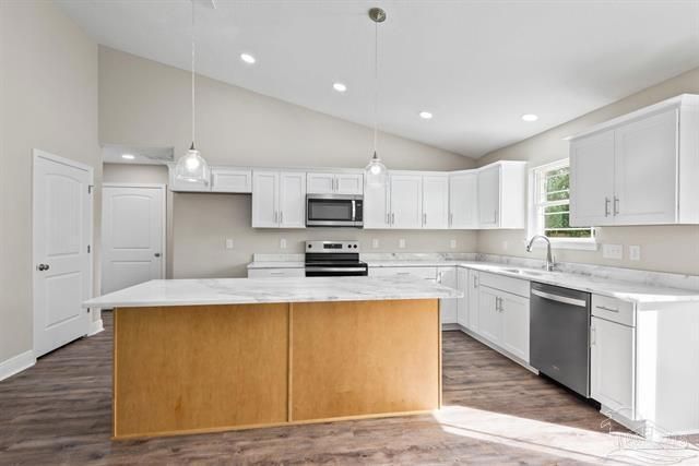 1689 Oak Drive, Gulf Breeze, FL 32563