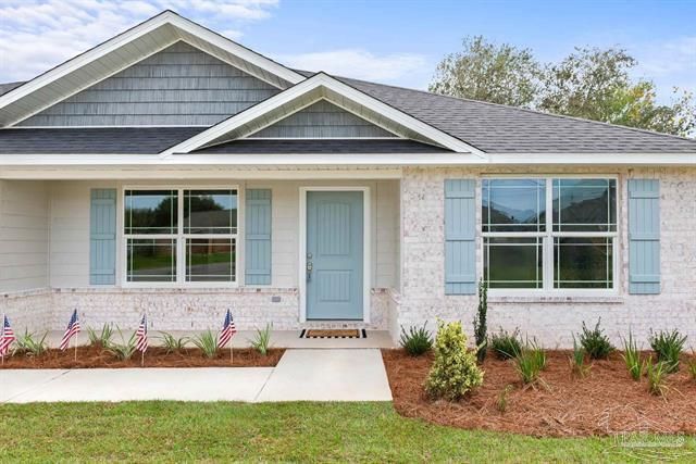 1689 Oak Drive, Gulf Breeze, FL 32563
