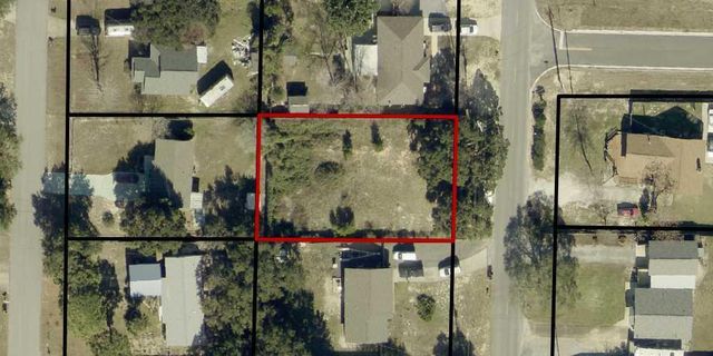 1689 Oak Drive, Gulf Breeze, FL 32563
