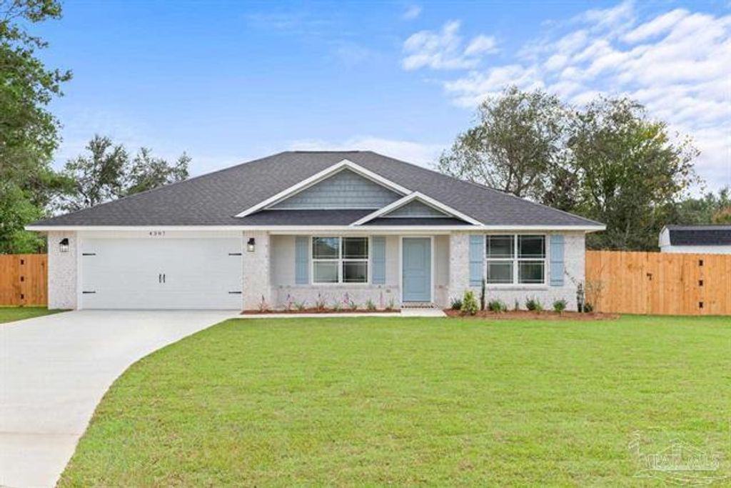 1689 Oak Drive, Gulf Breeze, FL 32563