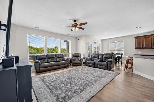 4828 Hazy Hollow Lane, Crowley, TX 76036