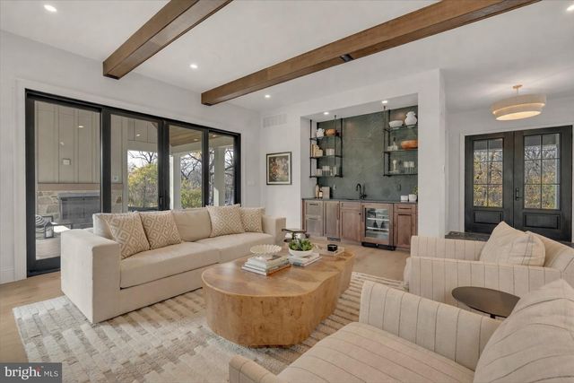 385 PORT ROYAL AVE, Philadelphia, PA 19128