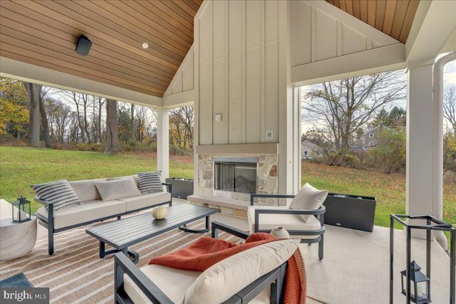 385 PORT ROYAL AVE, Philadelphia, PA 19128