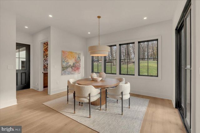 385 PORT ROYAL AVE, Philadelphia, PA 19128