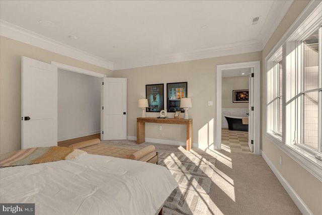 385 PORT ROYAL AVE, Philadelphia, PA 19128