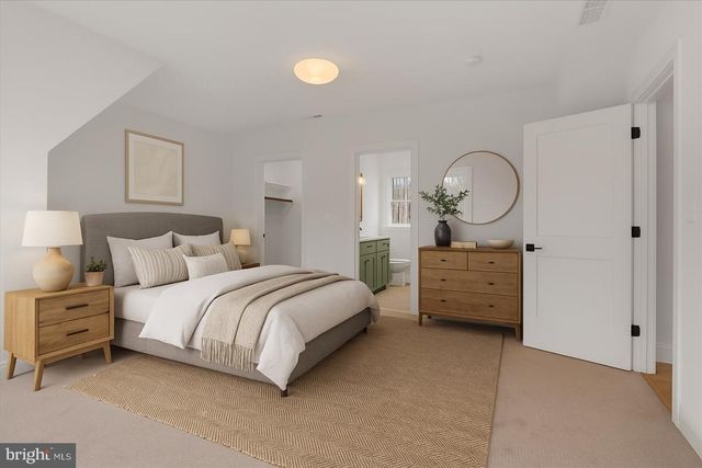 385 PORT ROYAL AVE, Philadelphia, PA 19128