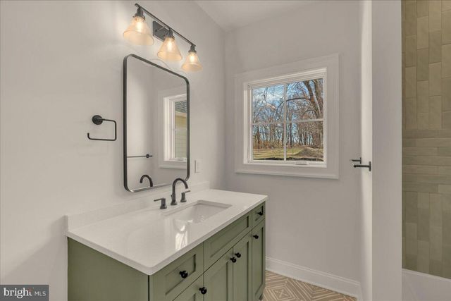 385 PORT ROYAL AVE, Philadelphia, PA 19128