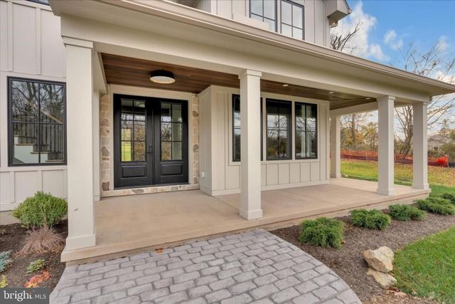 385 PORT ROYAL AVE, Philadelphia, PA 19128