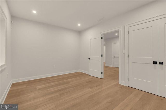 385 PORT ROYAL AVE, Philadelphia, PA 19128