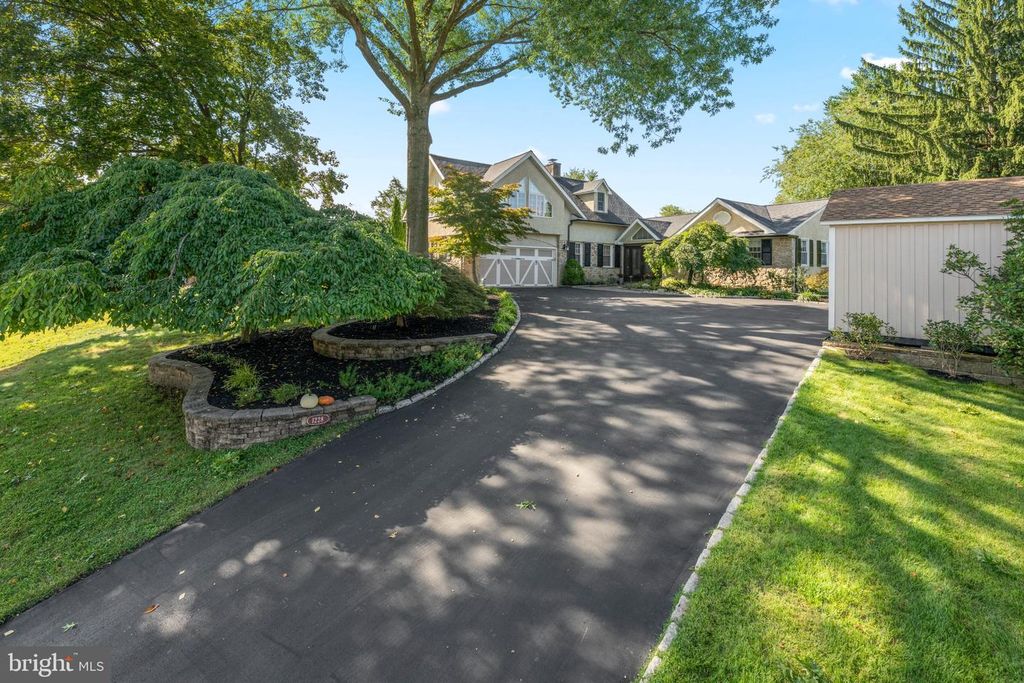 1228 BURNETT RD #, HUNTINGDON VALLEY, PA 19006 — exterior