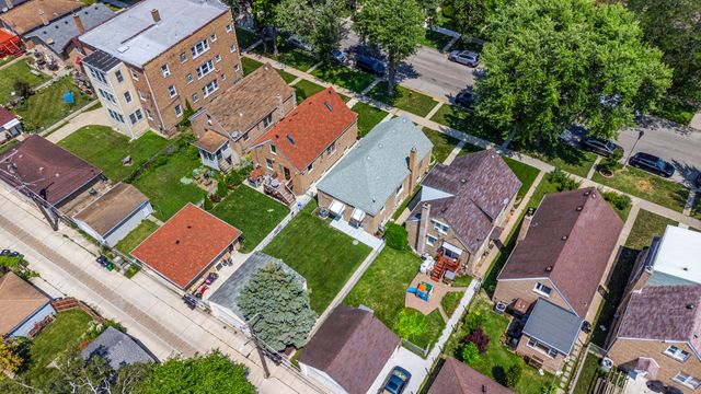 3734 Oak Park Avenue, Berwyn, IL 60402