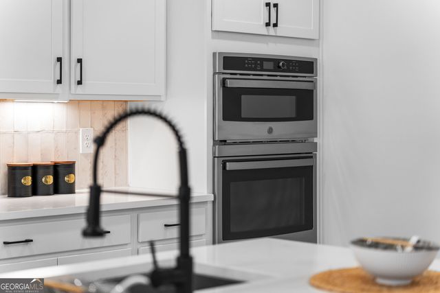 1046 Brookglynn Trace, Decatur, GA 30032