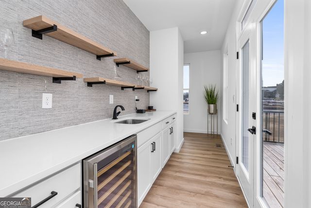 1046 Brookglynn Trace, Decatur, GA 30032