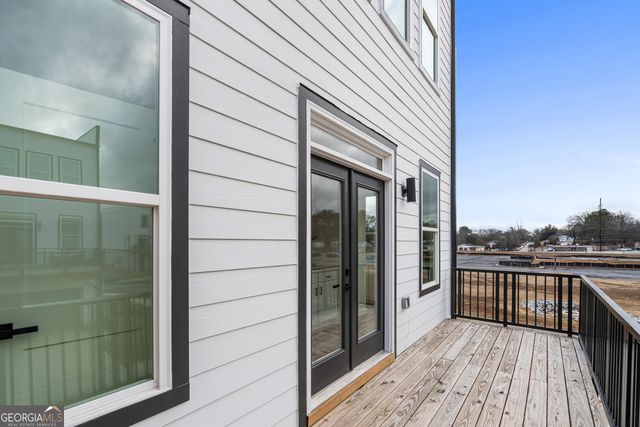 1046 Brookglynn Trace, Decatur, GA 30032