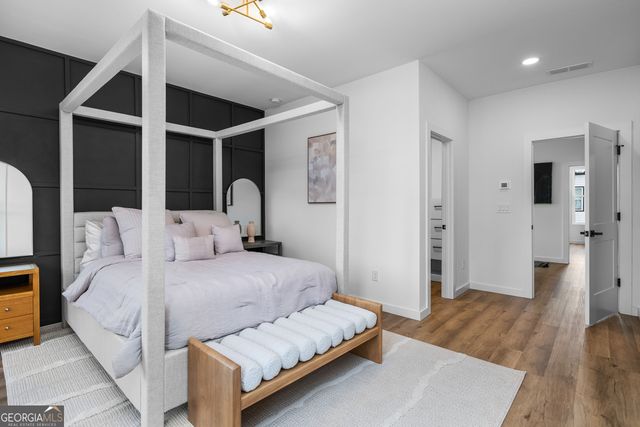 1046 Brookglynn Trace, Decatur, GA 30032