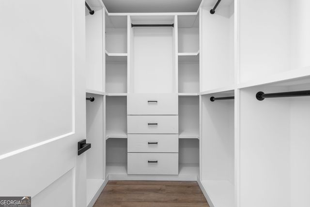 1046 Brookglynn Trace, Decatur, GA 30032