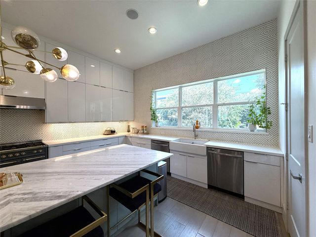 4043 Tartan Lane, Houston, TX 77025