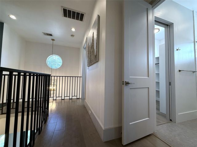 4043 Tartan Lane, Houston, TX 77025
