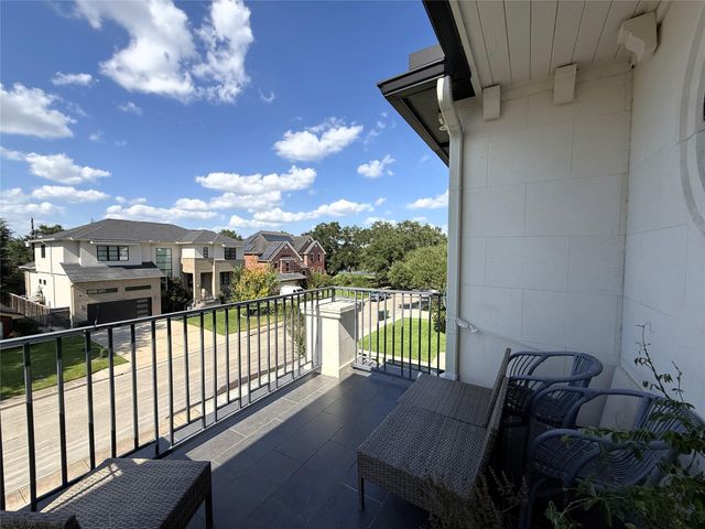 4043 Tartan Lane, Houston, TX 77025