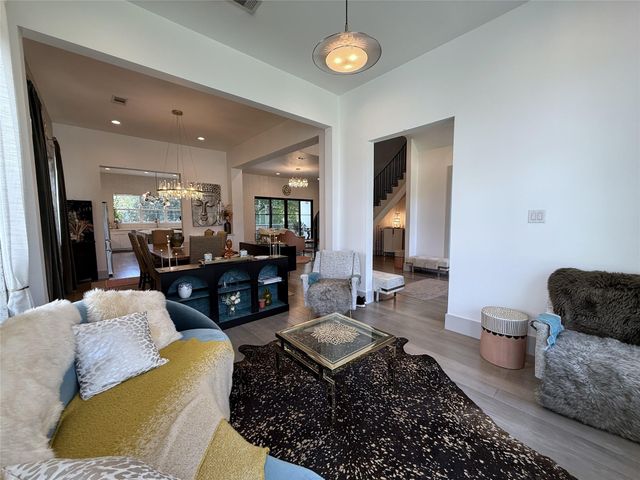 4043 Tartan Lane, Houston, TX 77025