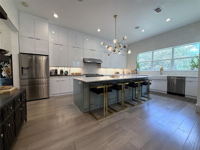 4043 Tartan Lane, Houston, TX 77025