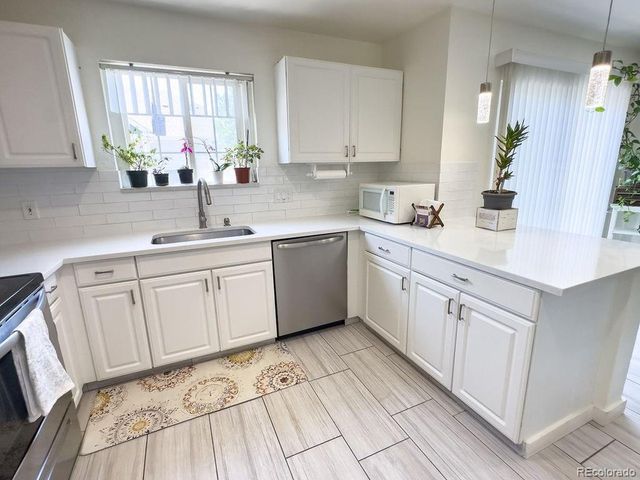 19163 E Wyoming Dr 105, Aurora, CO 80017