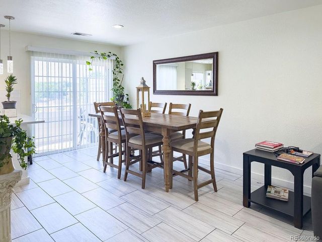 19163 E Wyoming Dr 105, Aurora, CO 80017