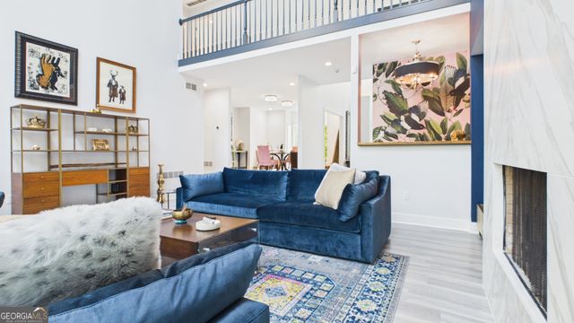 10 Quarry Lake Court, Atlanta, GA 30342