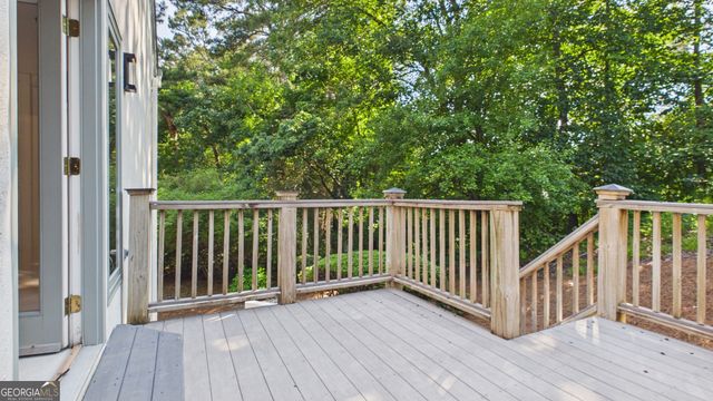 10 Quarry Lake Court, Atlanta, GA 30342