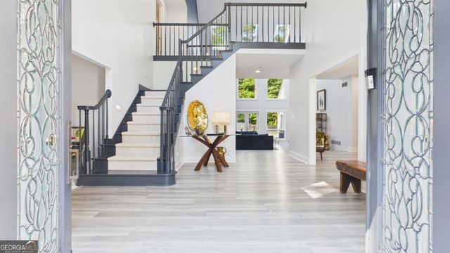 10 Quarry Lake Court, Atlanta, GA 30342