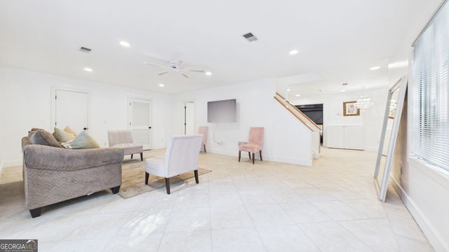 10 Quarry Lake Court, Atlanta, GA 30342