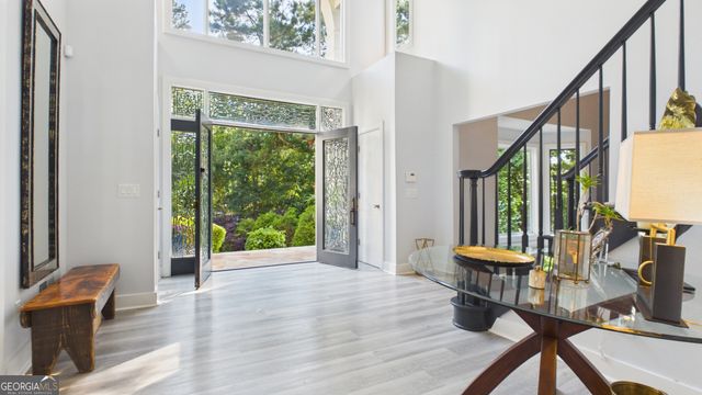 10 Quarry Lake Court, Atlanta, GA 30342