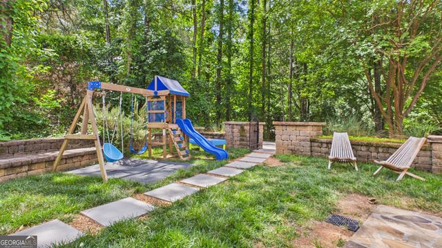 10 Quarry Lake Court, Atlanta, GA 30342