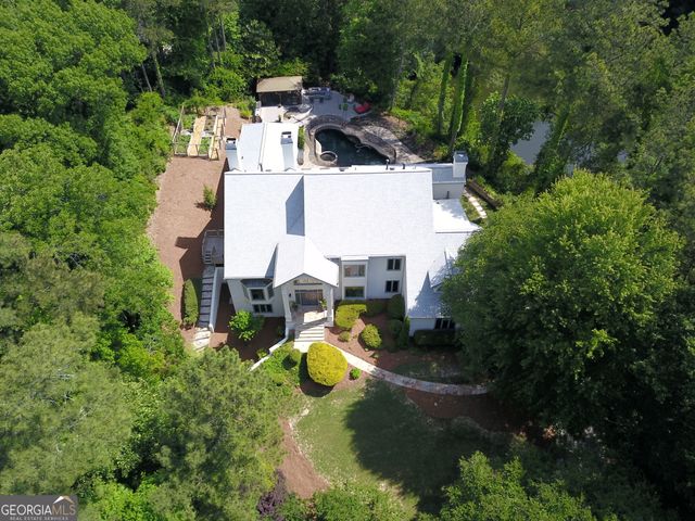 10 Quarry Lake Court, Atlanta, GA 30342
