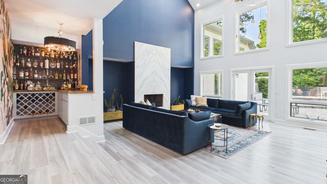 10 Quarry Lake Court, Atlanta, GA 30342