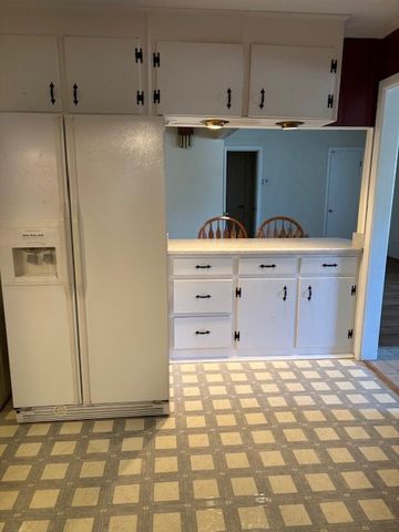 1111 Agutha, Dothan, AL 36301