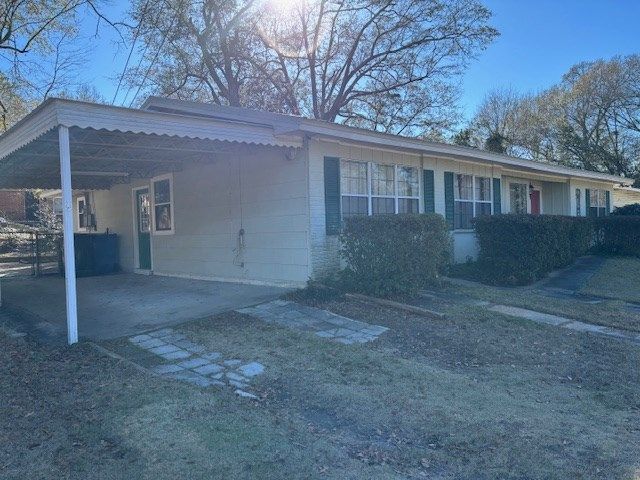 1111 Agutha, Dothan, AL 36301