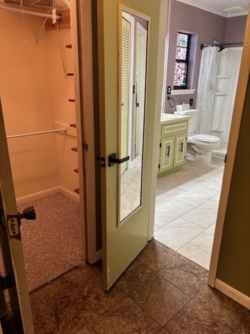 1111 Agutha, Dothan, AL 36301