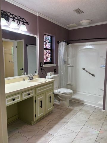 1111 Agutha, Dothan, AL 36301