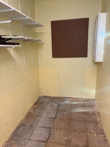 1111 Agutha, Dothan, AL 36301