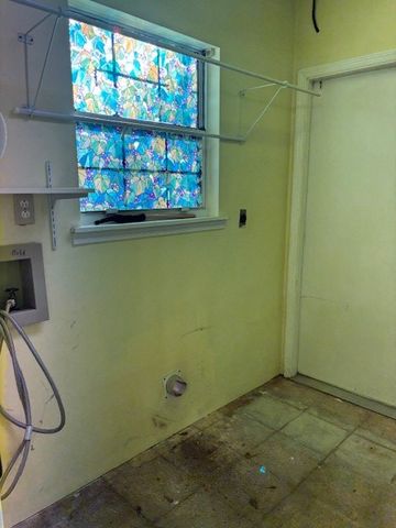 1111 Agutha, Dothan, AL 36301