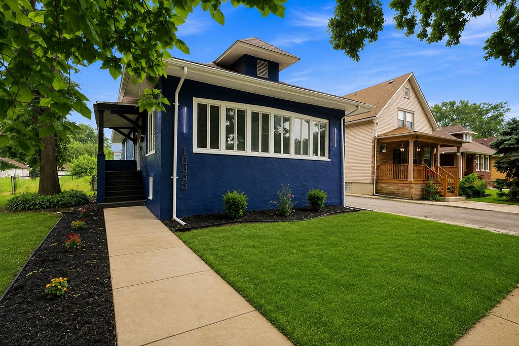 10735 S Prospect Avenue, Chicago, IL 60643