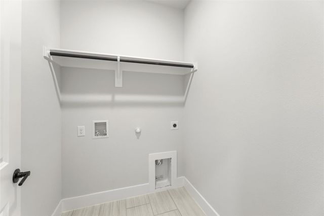 809 Meadow Spring Lane, Anna, TX 75409