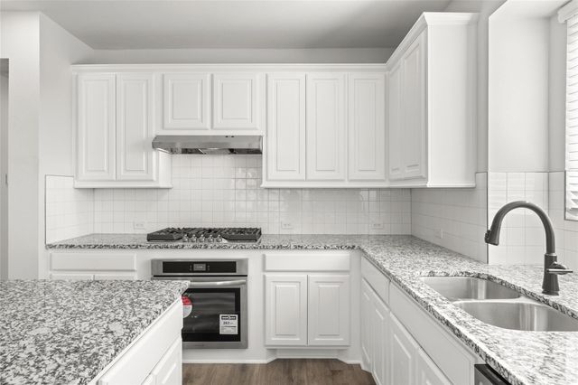 809 Meadow Spring Lane, Anna, TX 75409