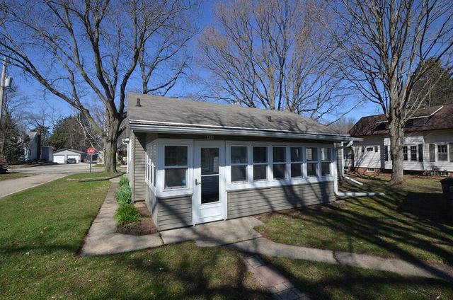 429 S Whiton STREET, Whitewater, WI 53190