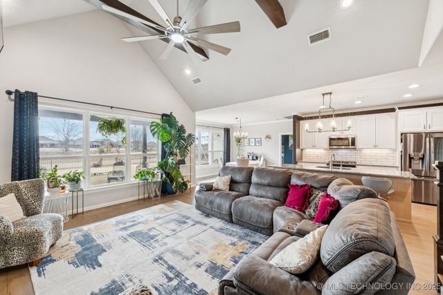 22810 E 103rd Street, Broken Arrow, OK 74014