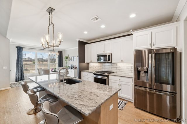 22810 E 103rd Street, Broken Arrow, OK 74014