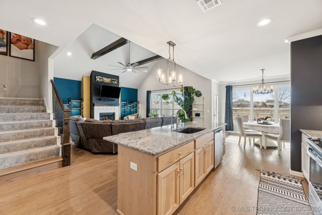 22810 E 103rd Street, Broken Arrow, OK 74014